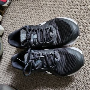 Woman’s Nike running sneakers